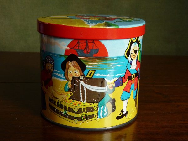 Blue Bird Toffee Tin Pirates 1970s