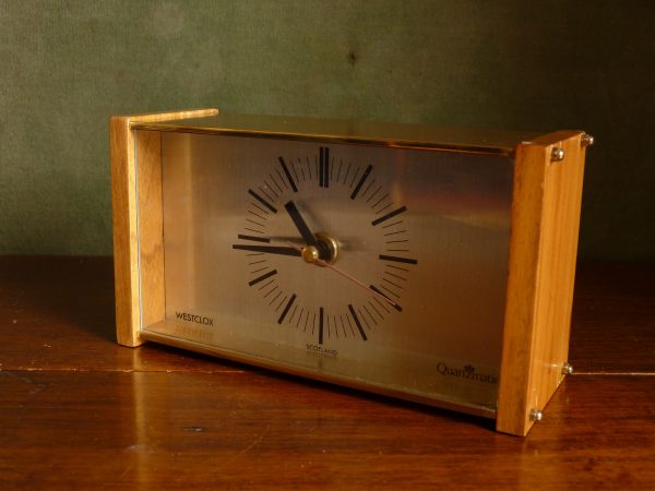 Westclox Quartzmatic Desk Clock