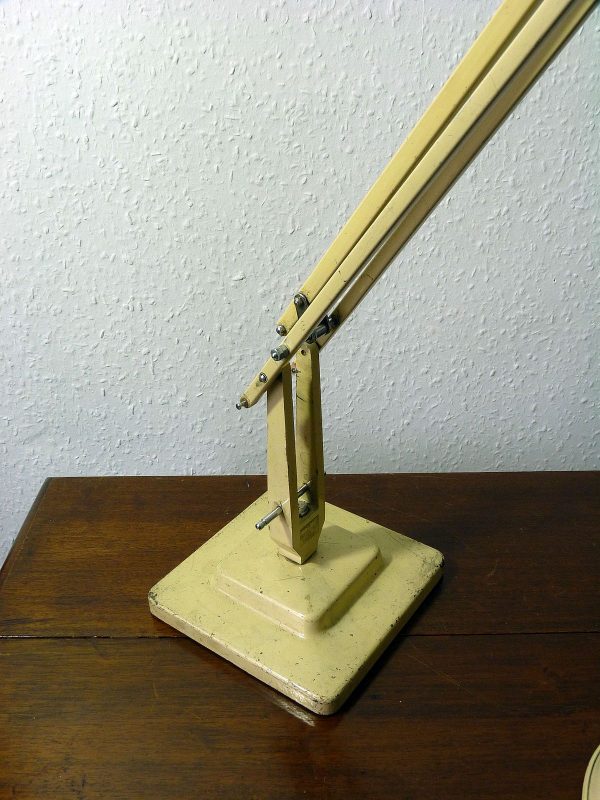 Herbert Terry Anglwpoise 1227 two-step Lamp
