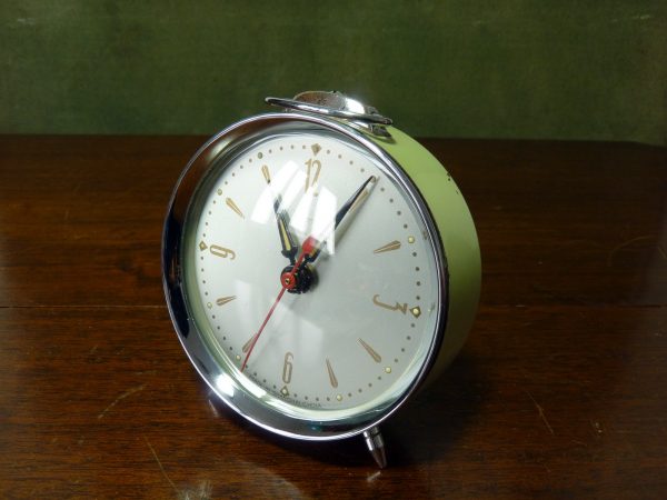 Zuanshi / Diamond Brand Pale Lime Green Clock