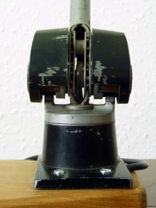 Vintage BHI Lo-Vo Machinists Lamp