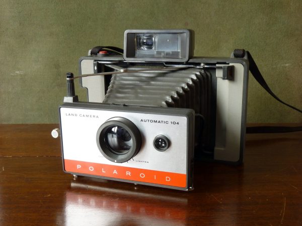 Polaroid Land Camera Automatic 104 (1965)