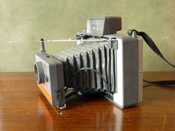 Polaroid Land Camera Automatic 104 (1965)