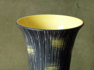 Beswick Lemon and Black Sgraffito Vase Form 1502-3