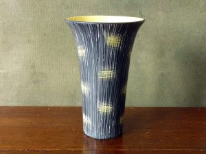 Beswick Lemon and Black Sgraffito Vase Form 1502-3