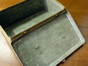 Vintage Yellow Wicker Effect Lunchbox Tin