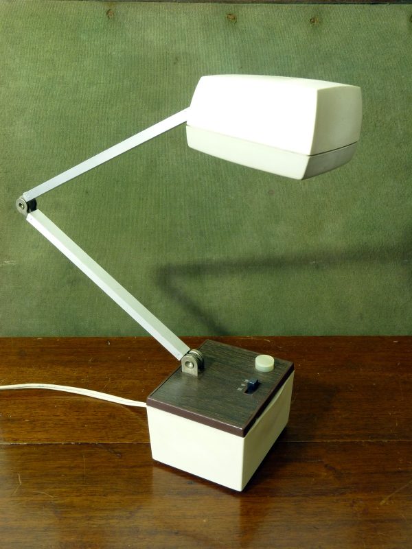 Kreo President Hi-Intensity Adjustable Desk Lamp NA-416
