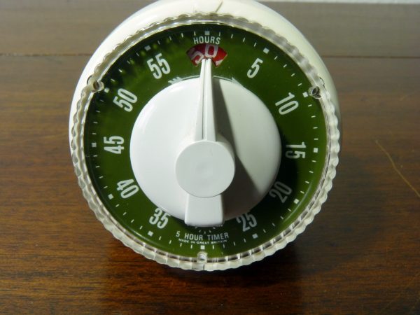 Smiths Timecal 5 hour kitchen timer in olive green