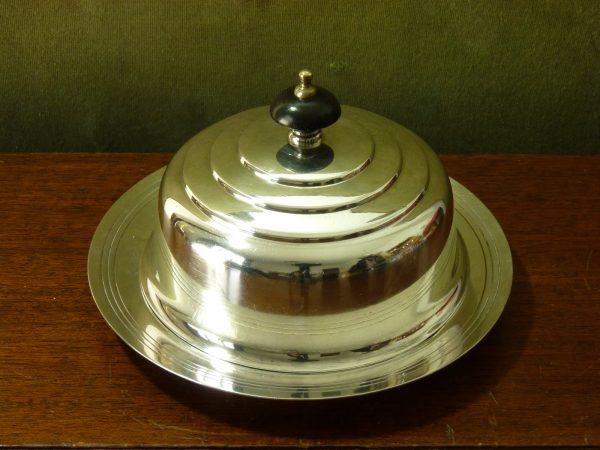 Mappin & Webb Art Deco Lidded Muffin Dish by Keith Murray