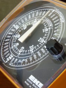 Funky Gold Yellow and Black EKS Kitchen Scales Swedish