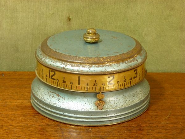 U.S. Made 1930s Lux "Mystery Clock" aka "Tape Measure Clock"