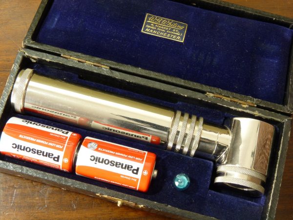 Vintage Ultra Lens Illuminated Magnifying Medical Instrument / Torch