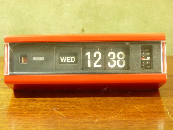 Vintage Red Copal Model 229 Flip Clock with Day Display