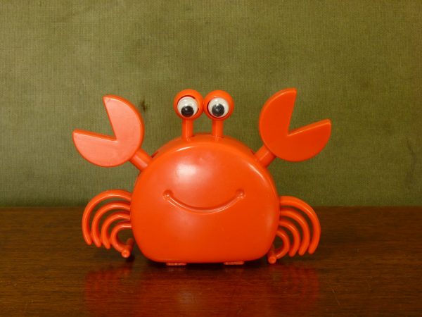 1970s wind-up clockwork moving crab by ST Toys Hong Kong