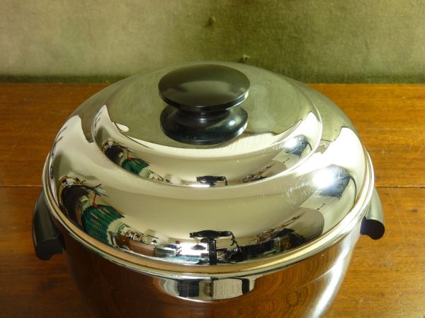 Vintage Thermos Chrome and Black Bakelite Ice Bucket Cooler No, 923
