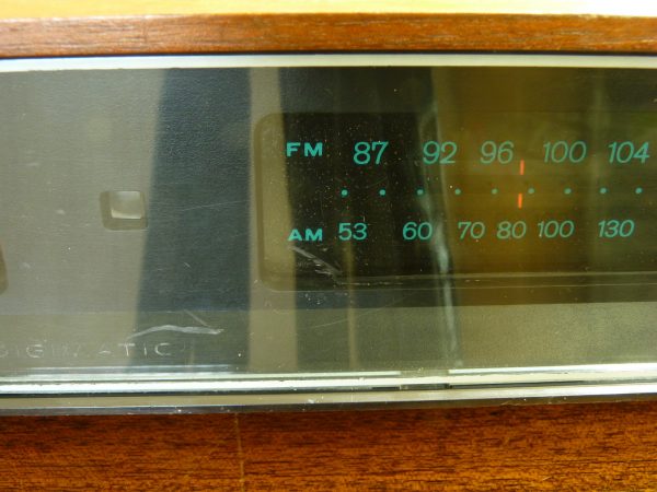 Sony Digimatic 8FC-69WA Flip Clock Radio 1969 Wood Cabinet