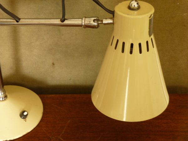 1950s Articulated Pifco Desk Lamp in Dark Cream and Chrome