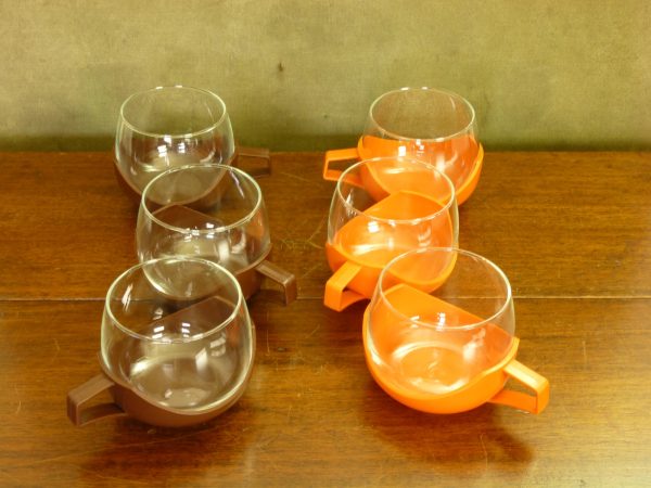 Set of 6 brown and orange "Drink Up" style plastic and glass cups