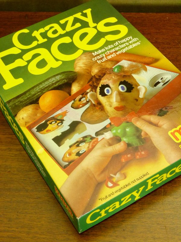 Vintage Merit "Crazy Faces" creative toy for fruit and vegetables!