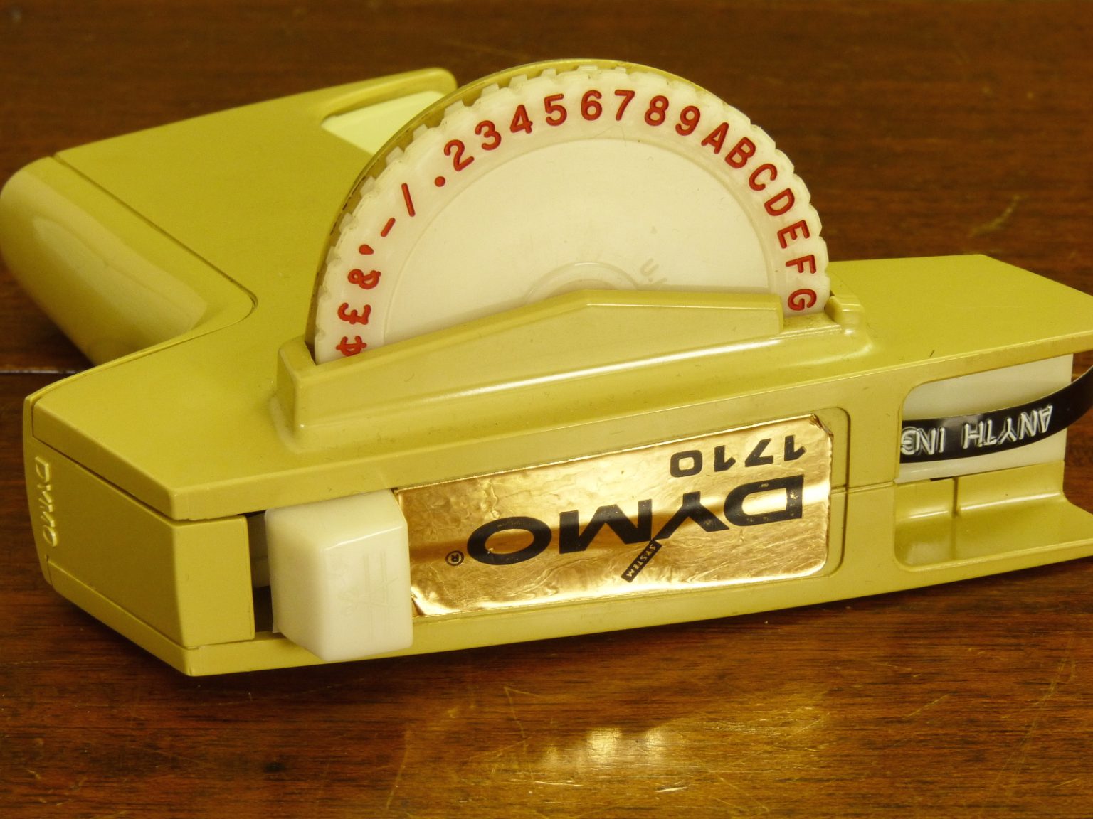 Vintage Dymo 1710 Tape Label Maker (with additional tape) Anything In Particular