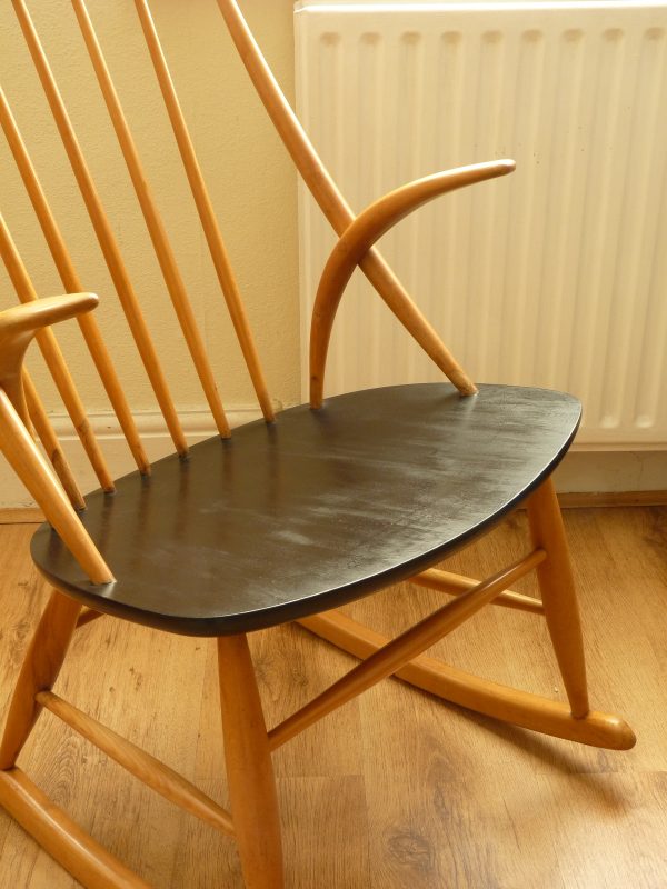 Niels Eilersen Mid-Century IW3 Danish Rocking Chair - Illum Wikkelso, 1950s-60s